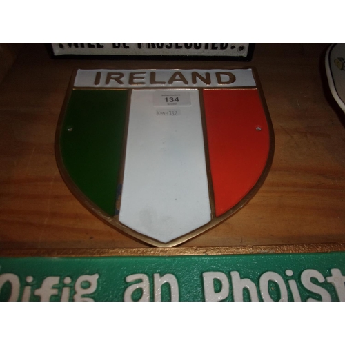 134 - IRELAND SIGN