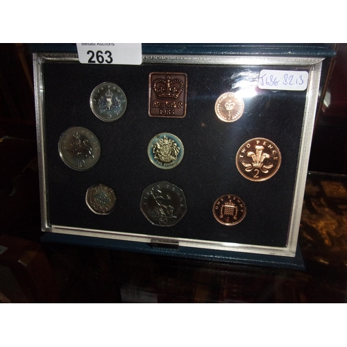 263 - 1983 COIN SET