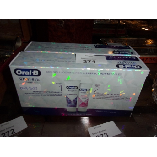 271 - 2 ORAL-B 3D WHITENING TREATMENT