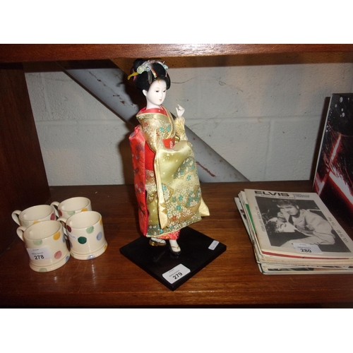 279 - GEISHA FIGURE