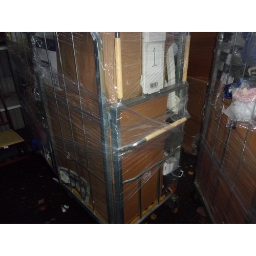 424 - CONTENTS OF TROLLEY (TROLLEY NOT INCLUDED)