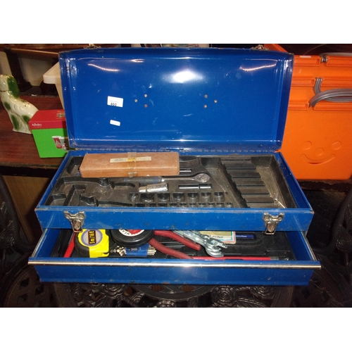 460 - TOOLBOX AND CONTENTS