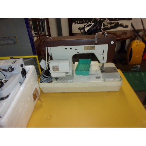 464 - SEWING MACHINE