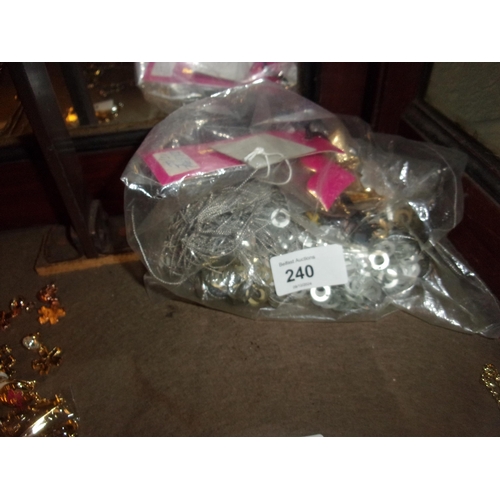 240 - BAG OF JEWELLERY