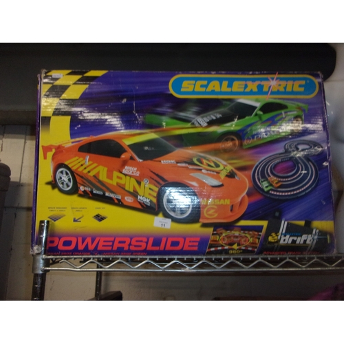 11 - SCALEXTRIX DRIFT SET