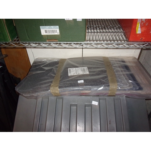 Lot 2         