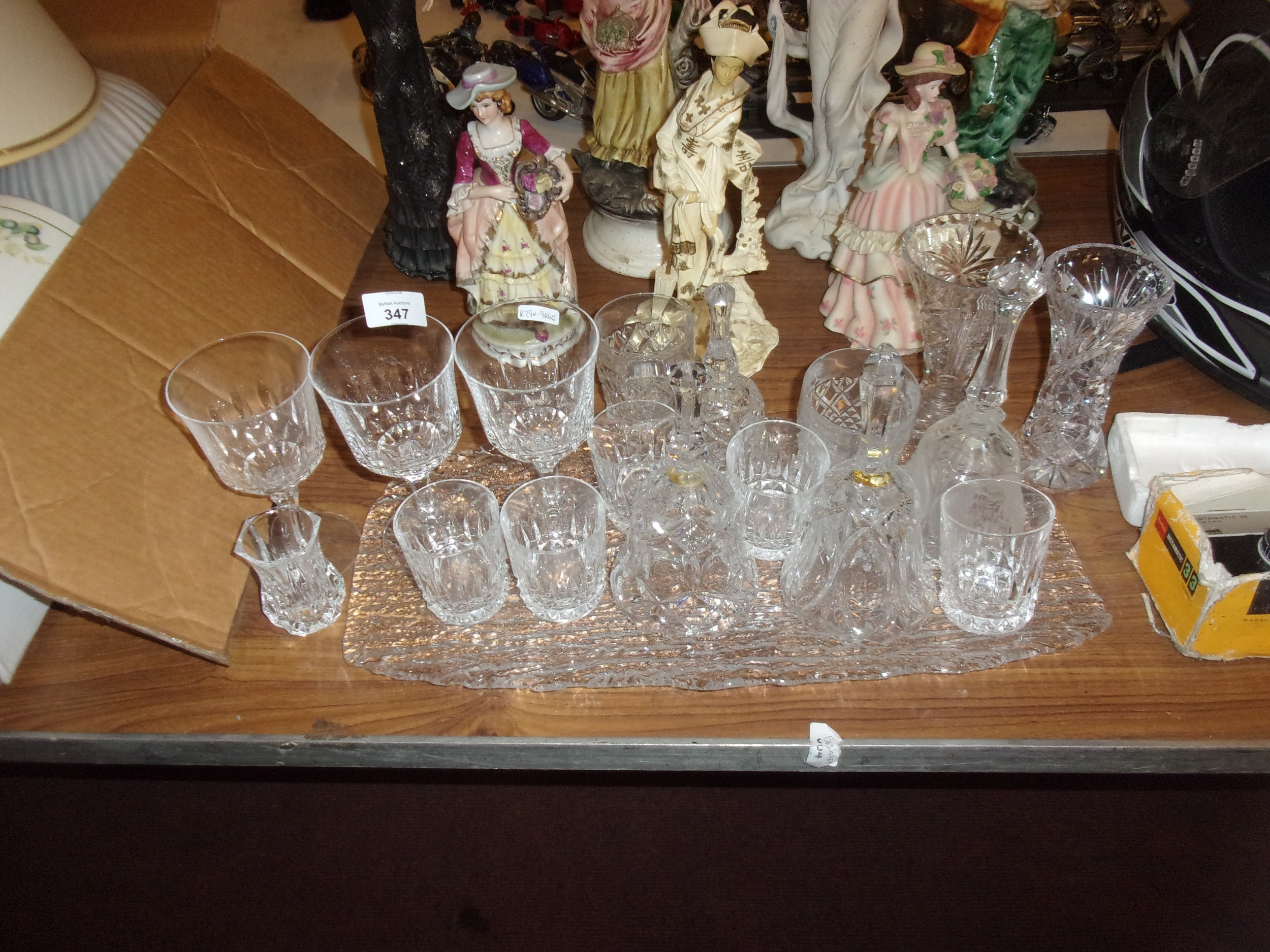 CRYSTAL AND GLASSWARE LOT