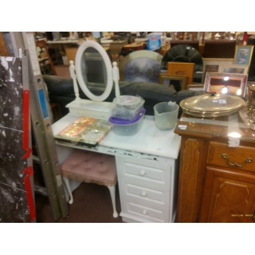 492 - DRESSING TABLE, MIRROR AND STOOL