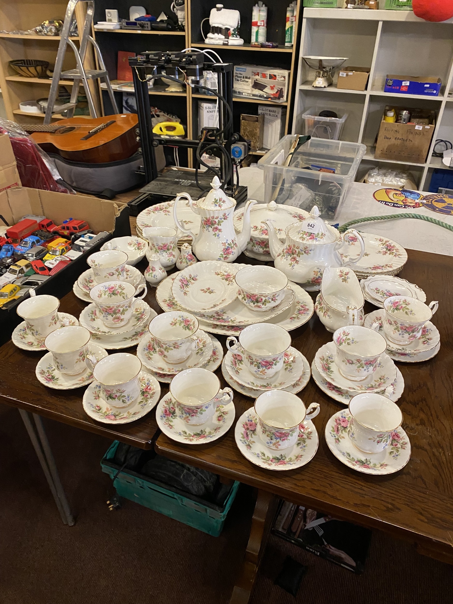 ROYAL ALBERT MOSS ROSE SET
