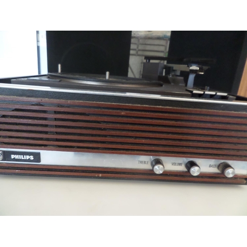 139 - Phiilips Stereo Record Player and Speakers