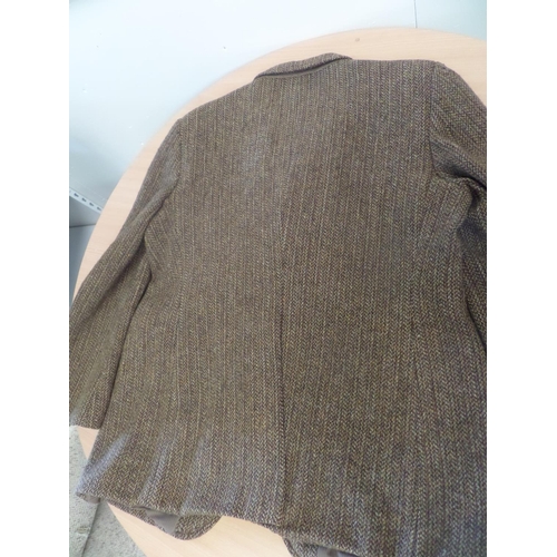 317 - Harris Tweed Jacket - Size Large