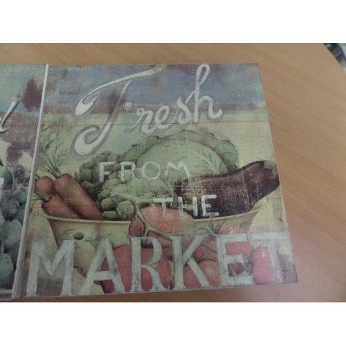 256 - 2 x Wooden Painted Kitchen Wall Plaques 'Hand Harvested with Care' and ' Fresh from the Market'