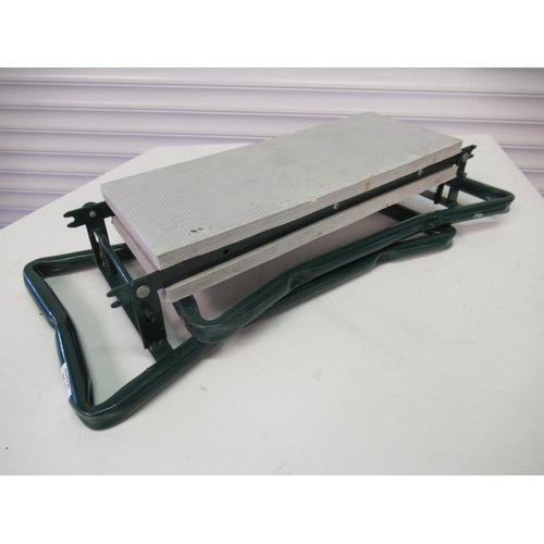 342 - Foldaway Metal  Gardening Seat/ Kneeling Pad