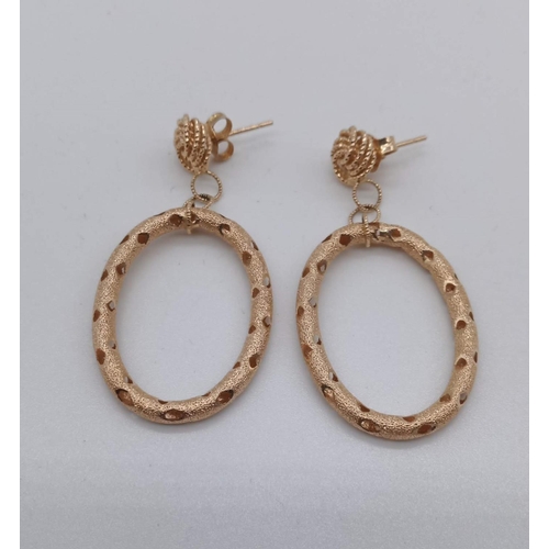 40 - A Pair of 14ct Yellow Gold Unusual Hoop Earrings 3.85 Grams - Hoops approx. 3.5cm Long by 2.5 cm Wid... 