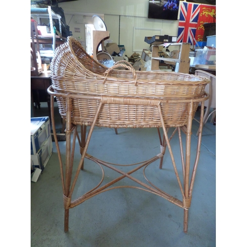 71 - Coates Willows Wetlands Crib on a Stand