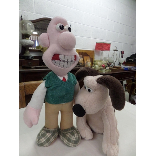 156 - Wallace and Grommit Cuddly Toys