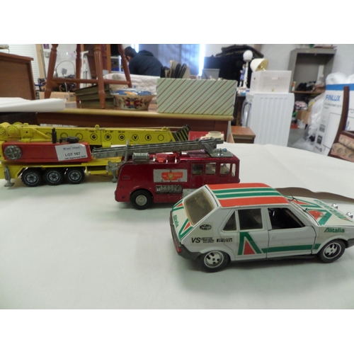 167 - Crane / Fire Engines + Fiat Rally Car