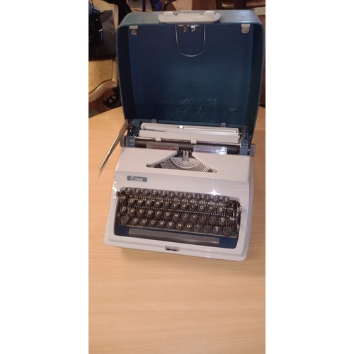 110 - Erika Vintage Type Writer