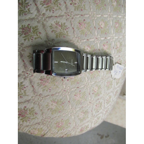 47a - A Stainless Steel Gentlemans Accurist Wristwatch