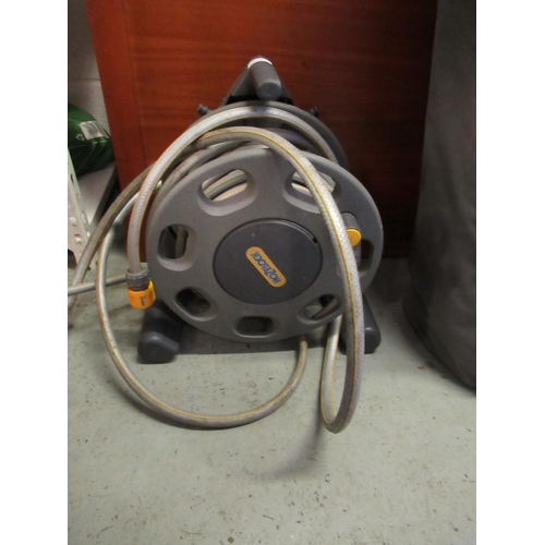 676 - Hose and Hosereel