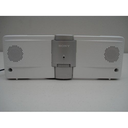 140 - Sony Portable Mini Active Speaker System, Mains and Battery Powered