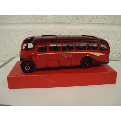 81 - Customised Limited Edition Corgi Safeway Services of South Petherton Dennis Lancet ASV 900 Coach - N... 