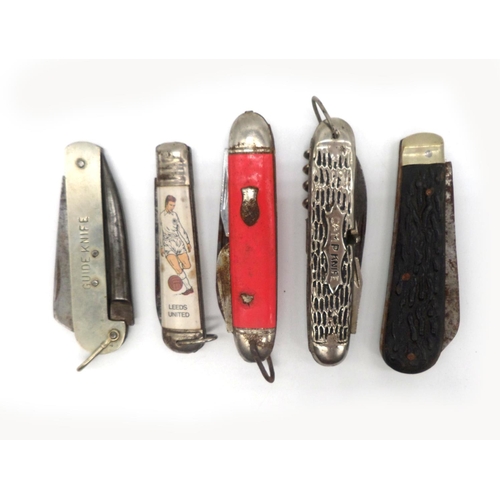 95 - 5 Vintage Pen Knives, including a Leeds Football example