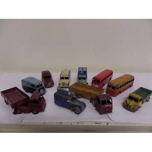 138 - A Box of model vehicles, mainly Dinky