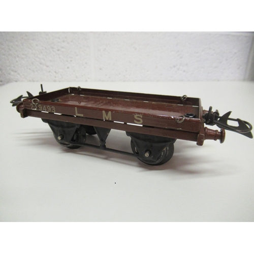 3 - Hornby Clockwork Train Set No.601 Goods Set in Good Working Order and additional Goods Cart (No Key)