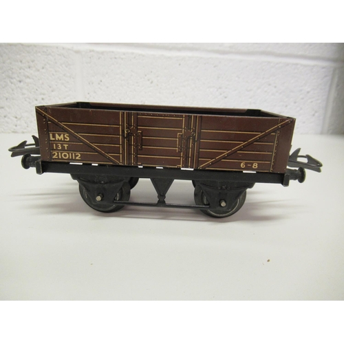 3 - Hornby Clockwork Train Set No.601 Goods Set in Good Working Order and additional Goods Cart (No Key)