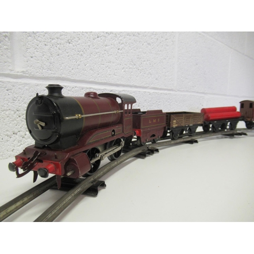 3 - Hornby Clockwork Train Set No.601 Goods Set in Good Working Order and additional Goods Cart (No Key)