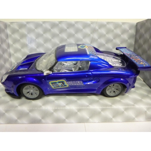 122 - Remote Control 'Boy Racer' Ralley Car - Blue Bullet