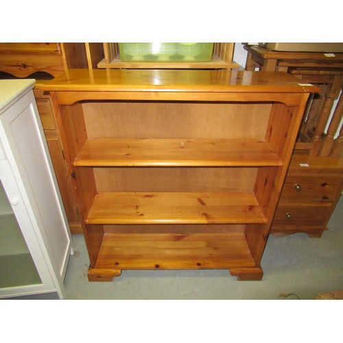 596 - Small Pine Bookcase