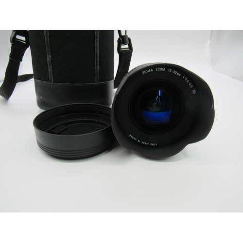 137 - A Sigma 15-30mm Auto Focus EX Spherical IF Camera Lens in Case