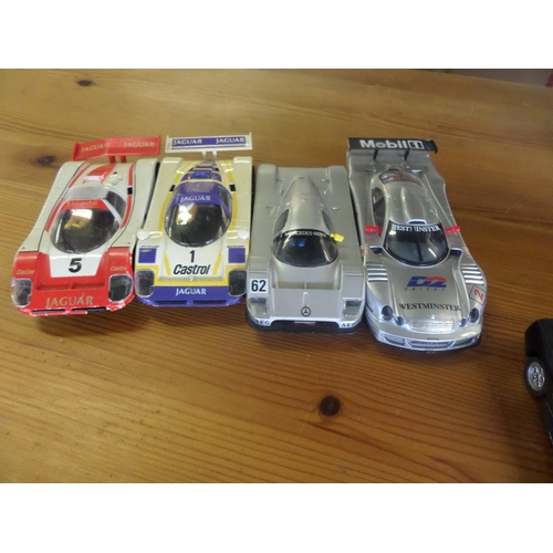 428 - 12 x Scalextric Cars - Circuit cars, Porsche, Jaguar, F1 etc