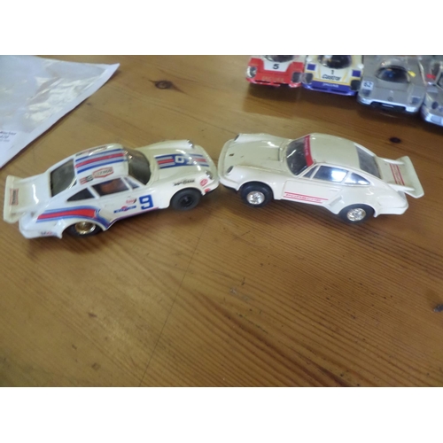 428 - 12 x Scalextric Cars - Circuit cars, Porsche, Jaguar, F1 etc