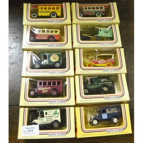 612 - 10 x Days Gone Die Cast Cars Inc. School Bus