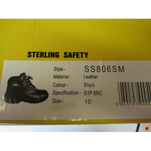 316 - A Pair of NEW and BOXED Sterling Steel Toe Cap Boots Size 10