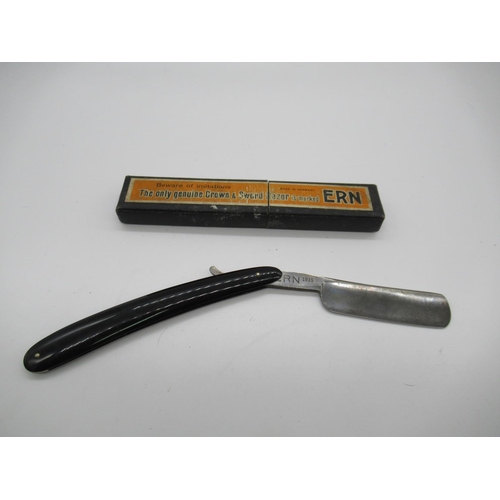 113a - 3 x Cut Throat Razors in Boxes Beagall & ERN