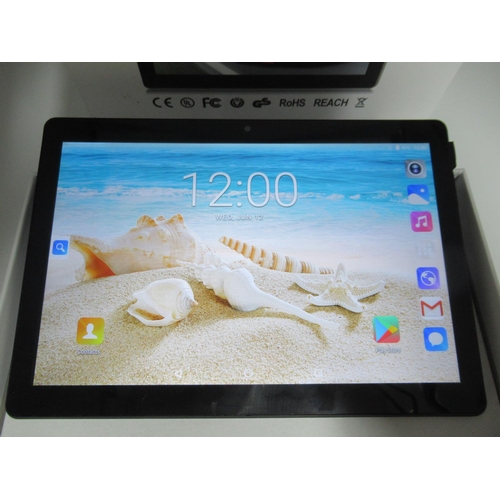 115 - A Working Padgeme M8 10