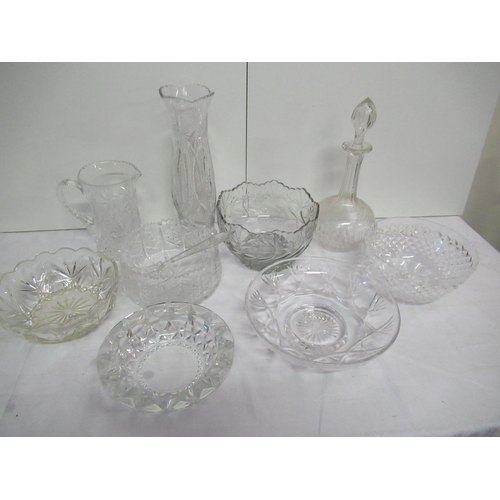 105b - A Good Lot of Cut Glass, Crystal Decanters, Fruit Bowls etc.