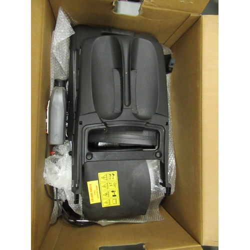 46b - Unused Still In Box Champion Premier RL534SPH Self Propelled Petrol Lawnmower
