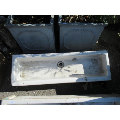 39 - A Butler Sink 120 x 38 x 20cm