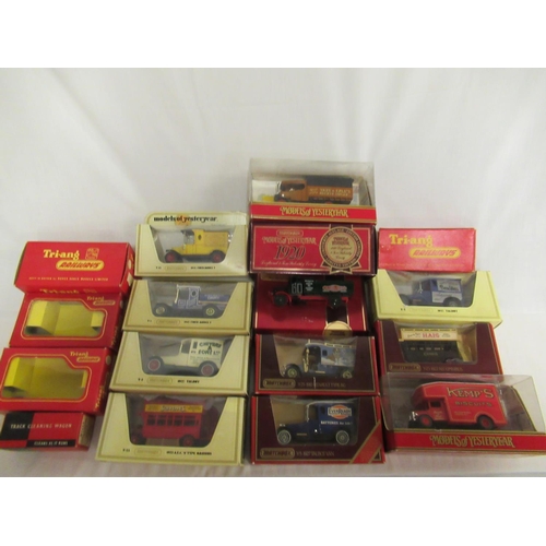 83 - A Quantity of Yesteryears Die Cast Model Cars Plus Empty Triang Boxes