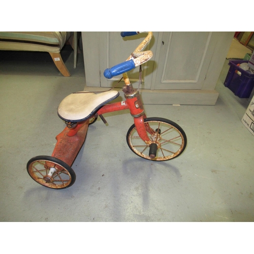 85 - A Vintage Childs Tricycle