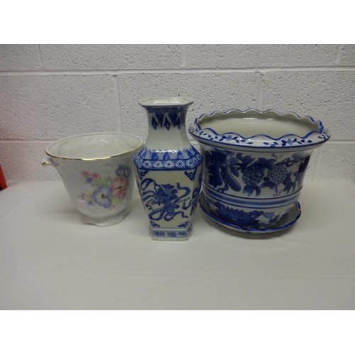 818 - Blue and White China Vases and Plant Pot plus another