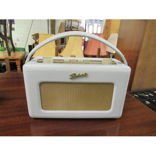 837 - A Roberts Revival R250 Radio