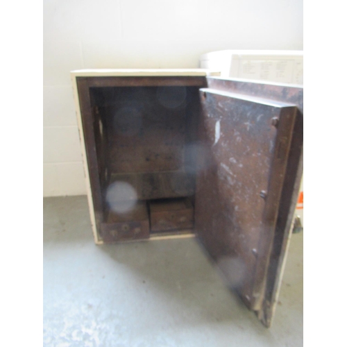 40 - A Large Antique Safe with Key