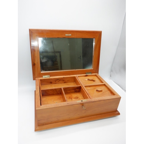 21b - A Wooden Jewellery Box with Marquetry Lid Inlaid with Mother of Pearl and 2 Keys 32 x 22 x 12cm