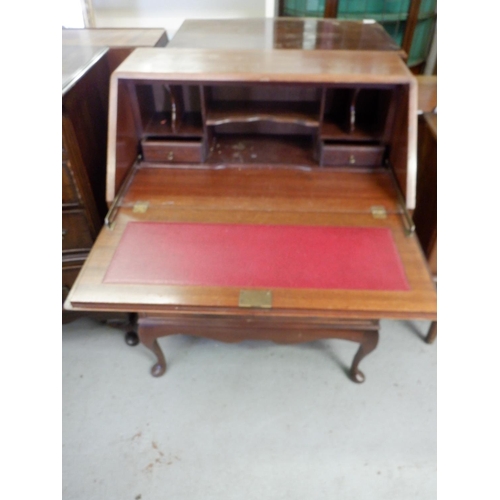 251 - Mahogany 3 Drawer Bureau on Pad Feet with Leatherette Writing Pad approx. 76 x 44 x 102cm